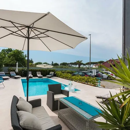 Luxury Tramontana Apartment *